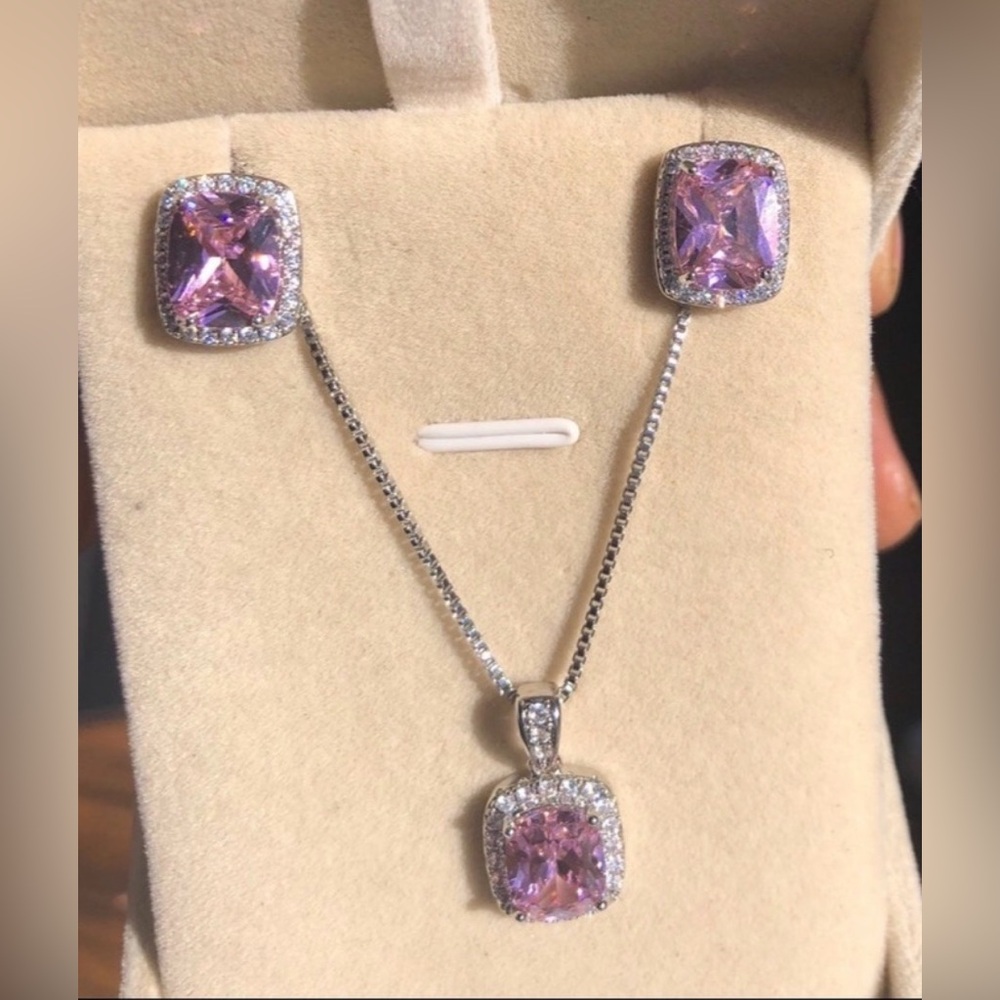 Elegant Pink and Silver Jewelry Set - Picture 1 of 1